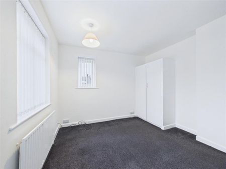 3 bedroom detached house to rent - Photo 3