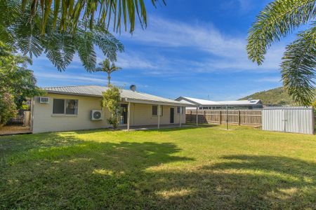 10 Dalkeith Crescent, Mount Louisa - Photo 3