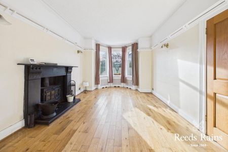 23 Ballyholme Road, Bangor, BT20 5JL - Photo 3