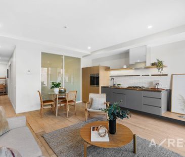 Superior Style & A Location To Envy - Unfurnished - Photo 1