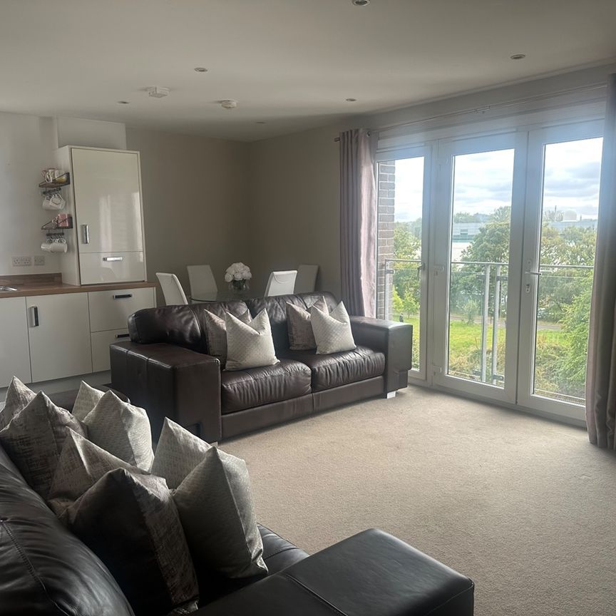 2 Bed Flat, Arneil Drive, EH5 - Photo 1