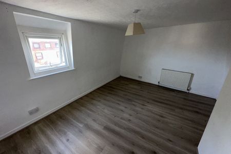Swirles Place, GREAT YARMOUTH - Photo 3