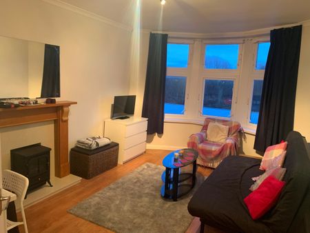 2 Bed Flat, Craigmont Drive, G20 - Photo 2