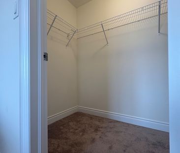 For Lease - 1644 Corsal Court, Innisfil, Ontario - Photo 6