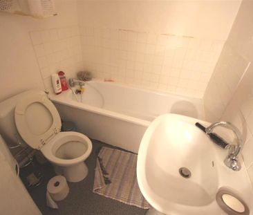 T2 de 38.47 m², rue de Ratisbonne – Square Ratisbonne réf 6039 - Photo 2
