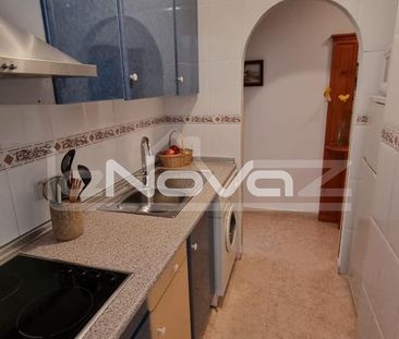 Incredible 1 bedroom apartment with communal p - Photo 2