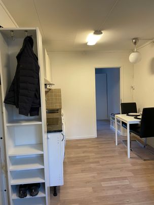 Kvarntorpsvägen, Skogås - Foto 1