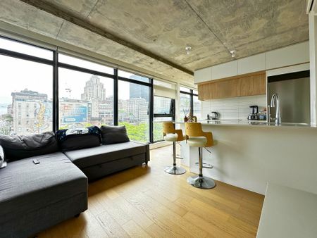 1 Av. Viger O., Montréal (Ville-Marie), QC H2Z - Photo 2