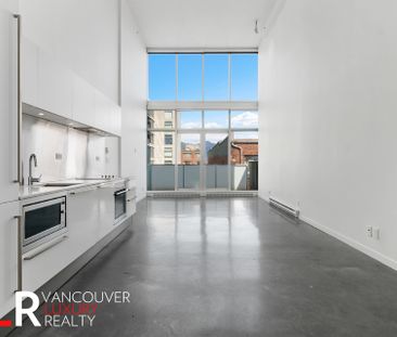 Penthouse in Downtown Vancouver, BC - Photo 4