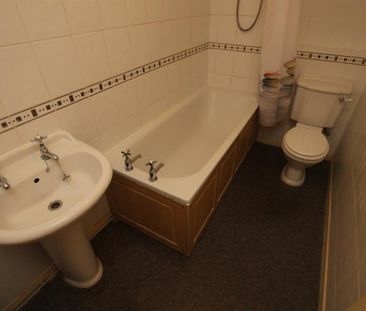 2 bedroom House To Let - Photo 5
