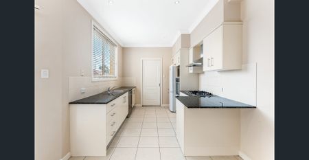 Perfect Family Home - Photo 5