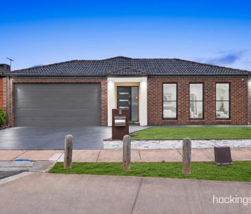 Spacious Family Home! - Photo 1