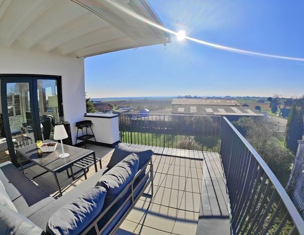 3 ZKB-Penthouse mit ca. 82 m² Wohnfläche in Wi-Kloppenheim! Möbliert oder freige ... - Photo 1