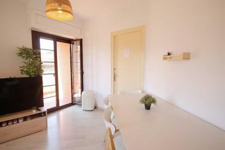 Carrer de Villarroel, Barcelona, Catalonia 08011 - Photo 4