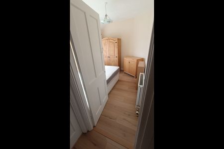 Room in a Shared House, Downton Road, BS4 - Photo 3