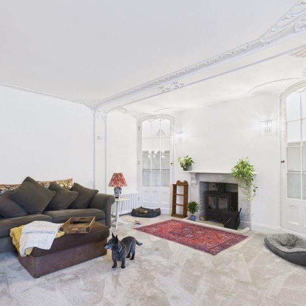 3 bedroom apartment to rent - Photo 1