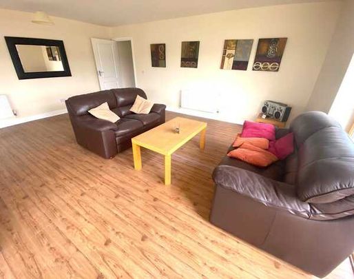 Killeen Hall, Old Killeen Road, Dublin 10 - Photo 1