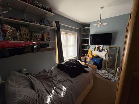 3 bedroom detached house to rent - Photo 4