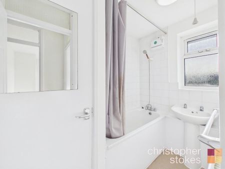 3 bedroom terraced house to rent - Photo 4