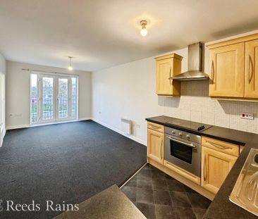 2 bedroom apartment to rent - Photo 4