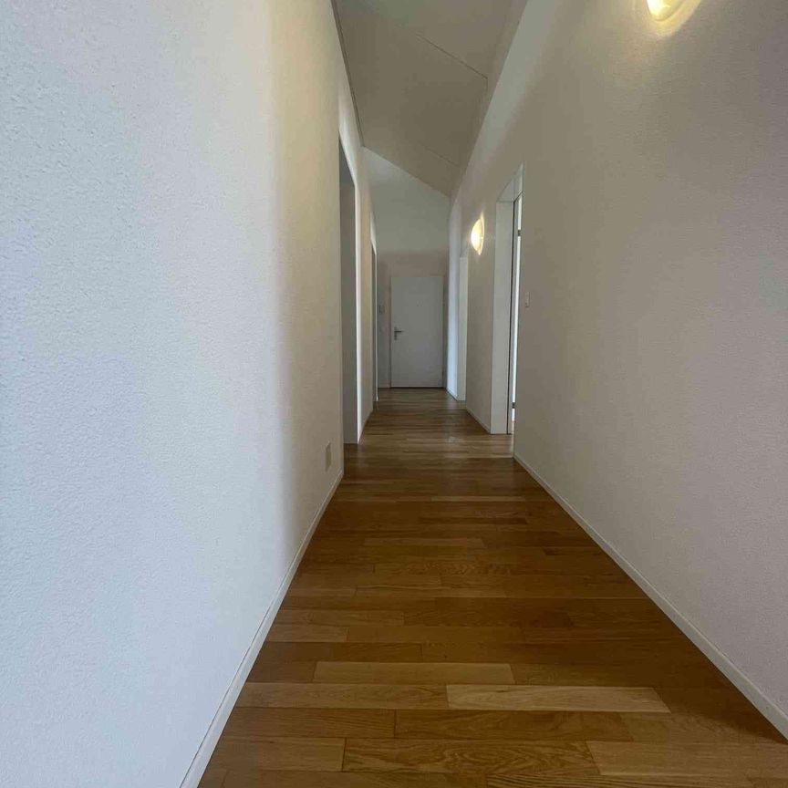 4.5 Zimmer, 110 m², 2. Stock - Photo 1