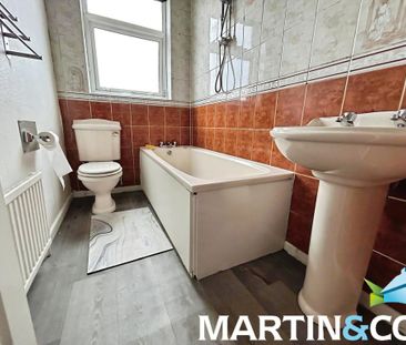 3 bedroom terraced house to rent - Photo 6