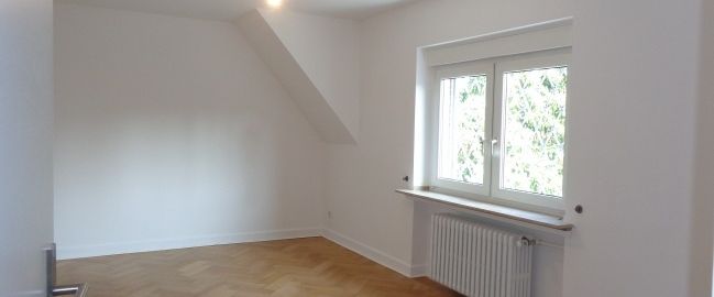 Es ist hergerichtet! Freistehendes Einfamilienhaus in Waldnähe mit Wohlfühlambiente - Photo 1