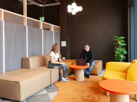 Deluxe Ensuite - Photo 2