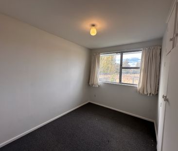 Tidy 2 Bedroom Rear Unit - Photo 5