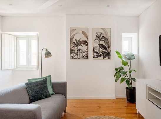 Rua das Olarias, Lisbon, Lisbon 1100-012 - Photo 1