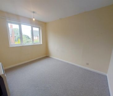 2 Bedroom Flat to Rent in Headlands, Kettering, Northants, NN15 - Photo 1