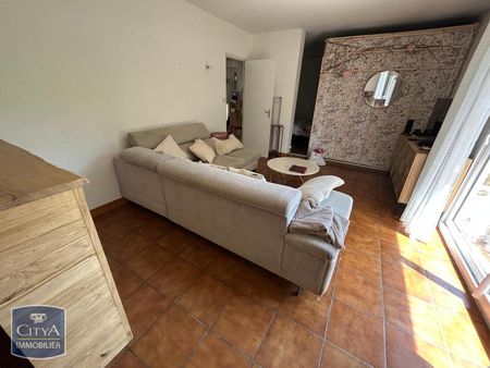 Location Maison 4 pièces 119m² GOND PONTOUVRE 16160 - Photo 3