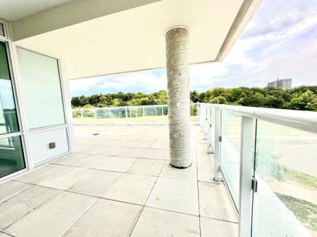 For Lease - 10 Deerlick Court Unit# 302, Toronto, Ontario - Photo 4