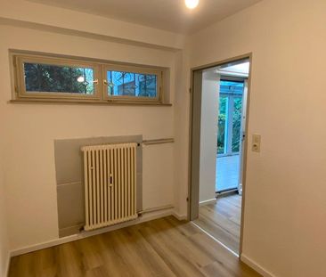 Helle frisch renovierte 2,5 ZKB Wohnung zu vermieten - Foto 1