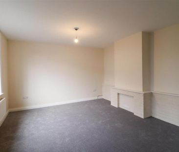 3 bedroom detached bungalow to rent - Photo 1