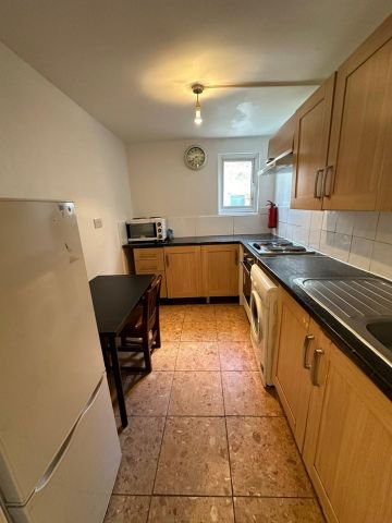 Studio Flat, East Acton Lane, W3 - Photo 4