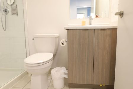 For Lease - 100 Canon Jackson Drive Unit# 201, Toronto, Ontario - Photo 3