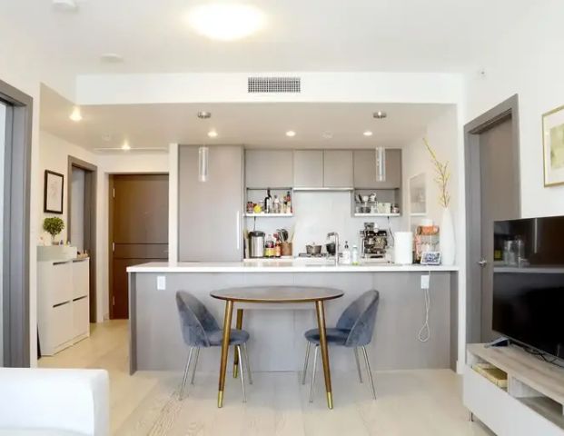 2 bed 2 bath Luxury Downtown Condo | 9 FL - 68 Smithe St, Vancouver - Photo 1