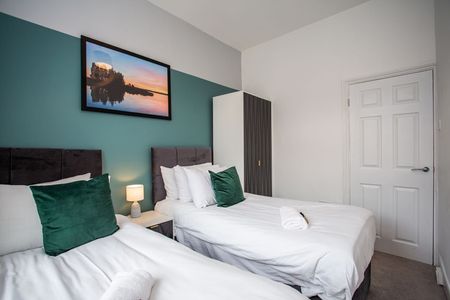 Imeary Street - Photo 5