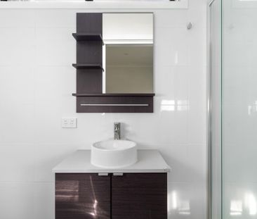 3 Bedroom Home - Photo 6