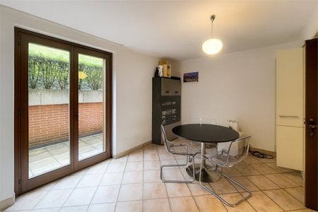 Lake view apartment in residence with swimming pool in Savosa - Photo 3