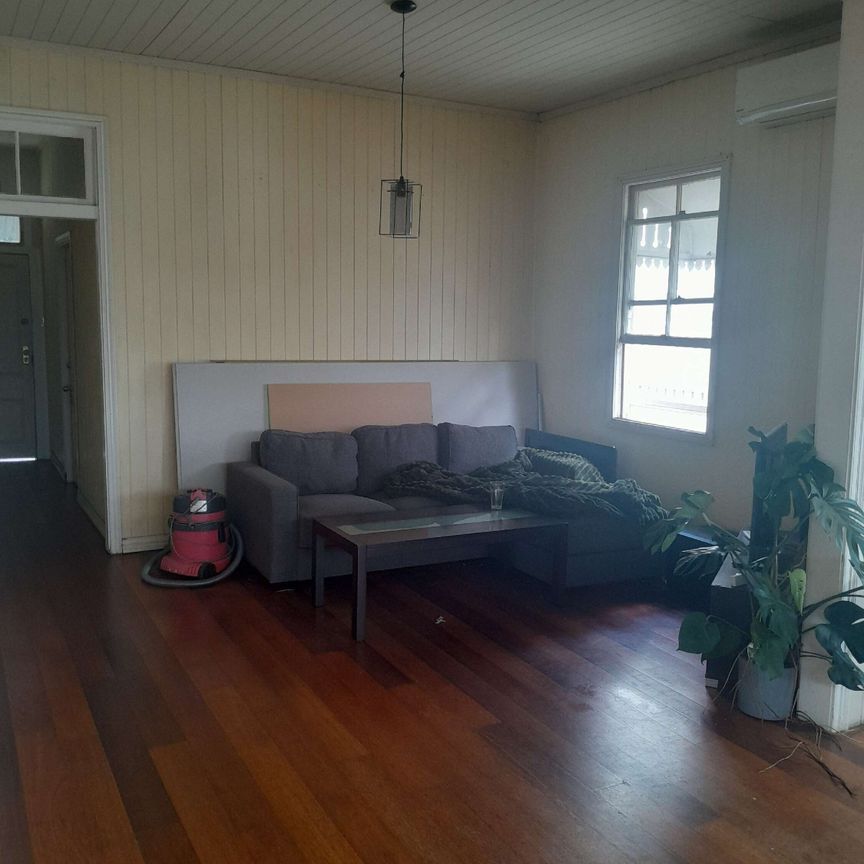 Paddington - Photo 1