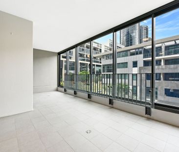 Modern Apartment in the Heart of Wentworth Point CBD - Photo 1