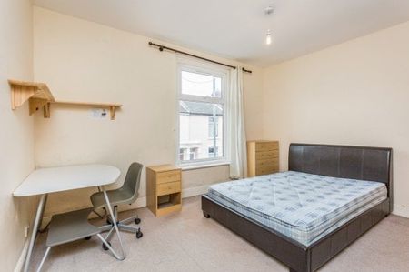 Bramble Road, Southsea - Photo 4