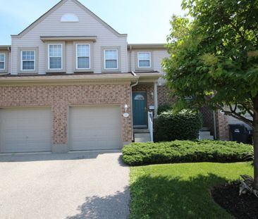 67 Roehampton Crescent, Guelph - Photo 4