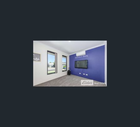 78 Bottlenose Circuit, Waikiki, WA 6169 - Photo 3