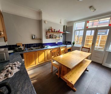 1 bedroom in a house share to rent - Photo 6