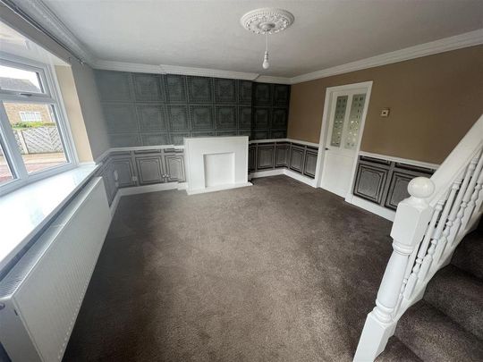 2 bedroom semi-detached house to rent - Photo 1