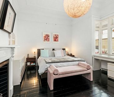 Register to Inspect // Charming Edwardian in the Heart of Seddon - Photo 2
