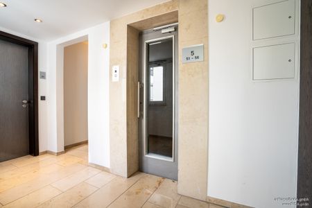 RIDA FLATS - D´DORF City! Charmante Wohnung in Top-Lage – Löffelfertig, mit Aufzug, Balkon und AC! - Foto 3